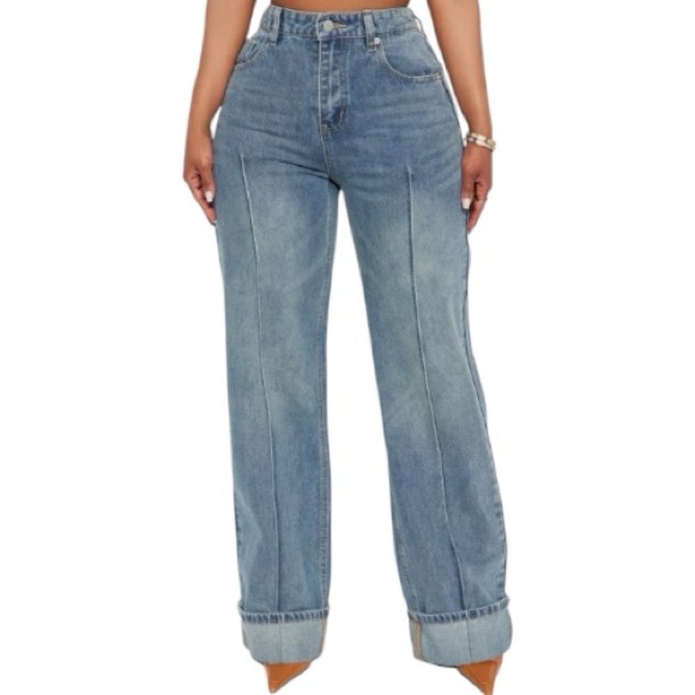 Fashion Nova En Route Cuffed Wide Leg Jeans - Medium Wash, Size: 5 - Picture 3 of 4